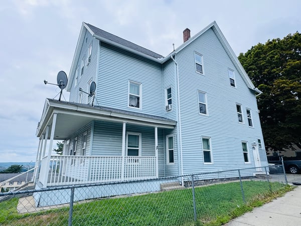 17 Winthrop St, Worcester, MA