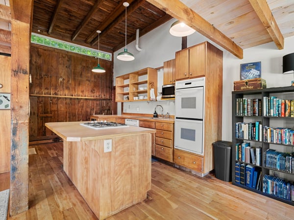 139 Old Country Road, New Ipswich, NH