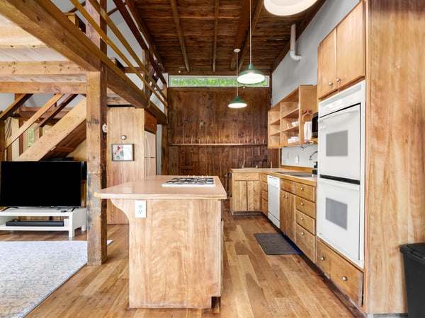 139 Old Country Road, New Ipswich, NH
