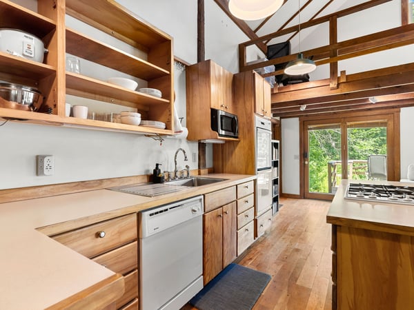 139 Old Country Road, New Ipswich, NH