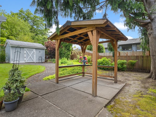 5025 SW Vermont St, Portland, OR