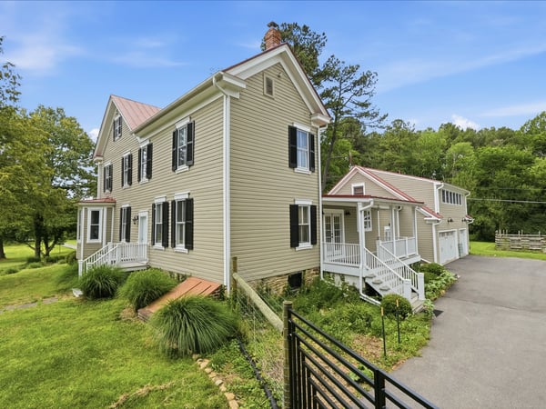 15715 Avery Rd, Rockville, MD