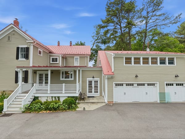 15715 Avery Rd, Rockville, MD