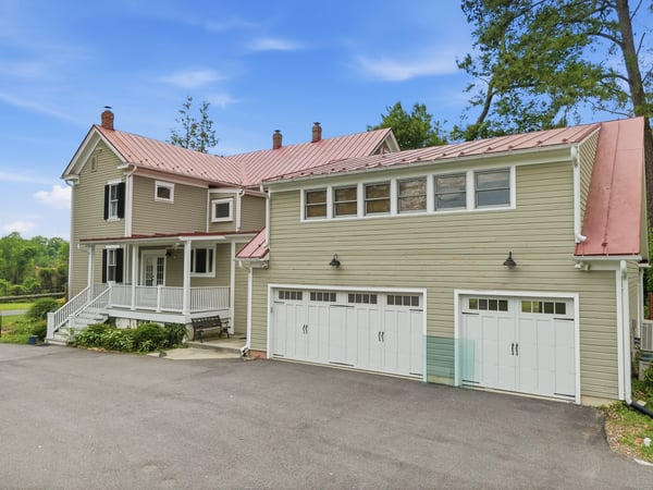 15715 Avery Rd, Rockville, MD