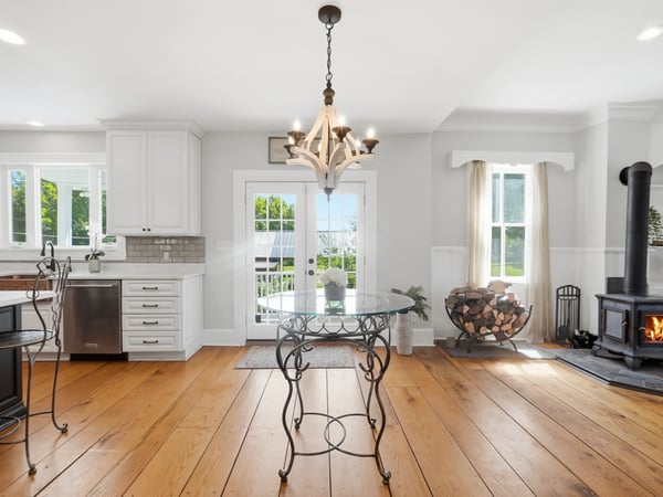 15715 Avery Rd, Rockville, MD
