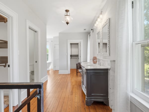 15715 Avery Rd, Rockville, MD