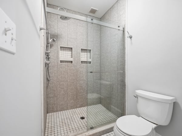 15715 Avery Rd, Rockville, MD