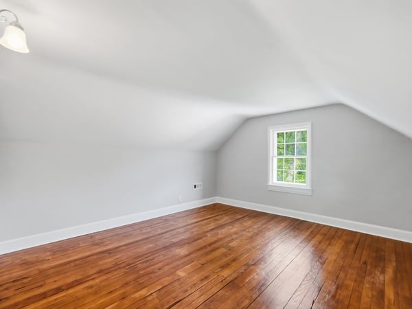 15715 Avery Rd, Rockville, MD