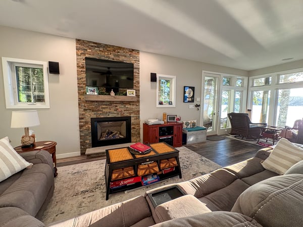 Living Room with Gas Fireplace