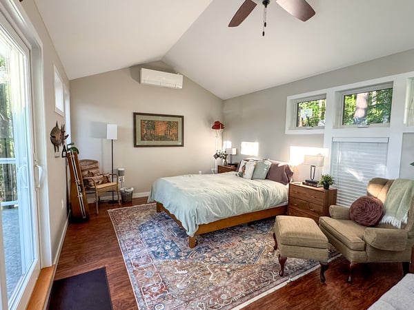 Bedroom 3- Office. Vaulted Ceiling