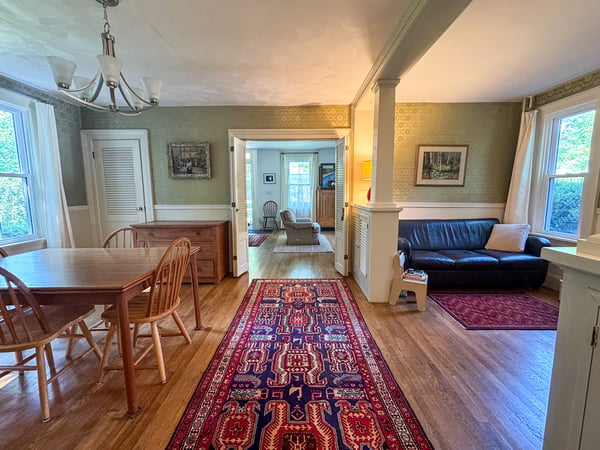 Open Dining-Den