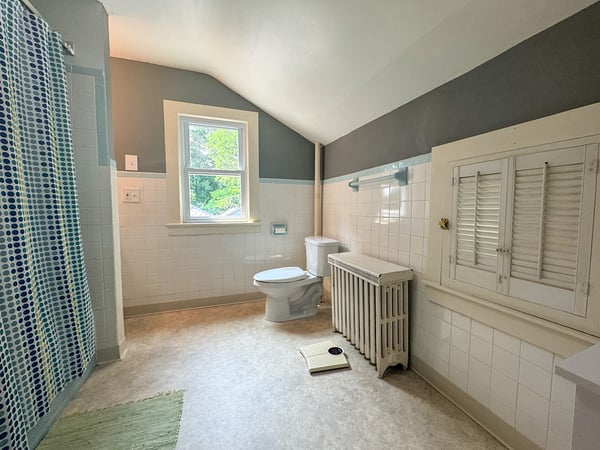 Spacious Vintage Tile Bath