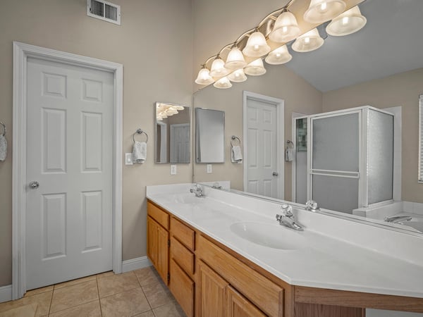 1055 Amico Dr, Sparks, NV