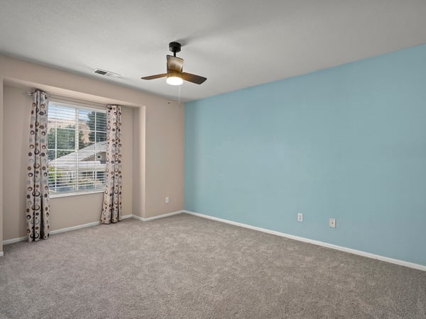 1055 Amico Dr, Sparks, NV
