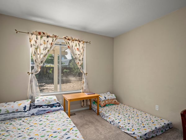 1055 Amico Dr, Sparks, NV