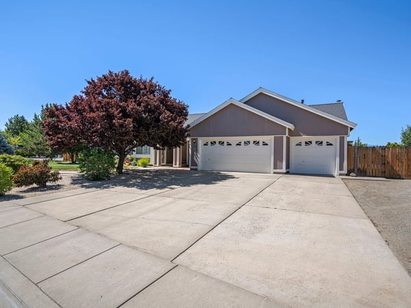 10 Nives Ct, Sparks, NV