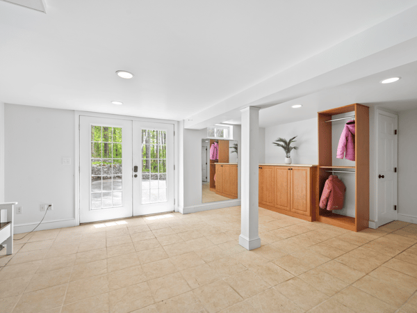 5 North Meadow Rd - SOLD!, Amherst, NH