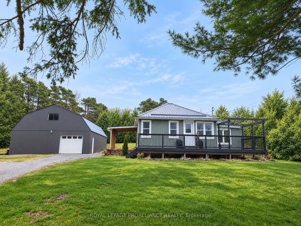 2307 County Road 3, Carrying Place, ON