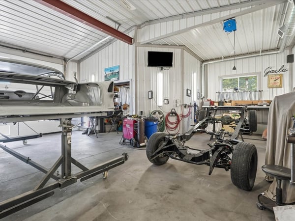 2728 County Road 3, Carrying Place, ON