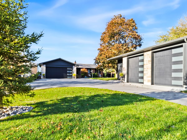 2728 County Road 3, Carrying Place, ON