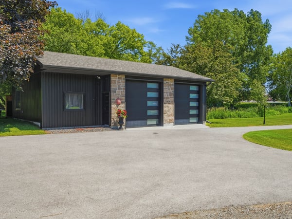 2728 County Road 3, Carrying Place, ON