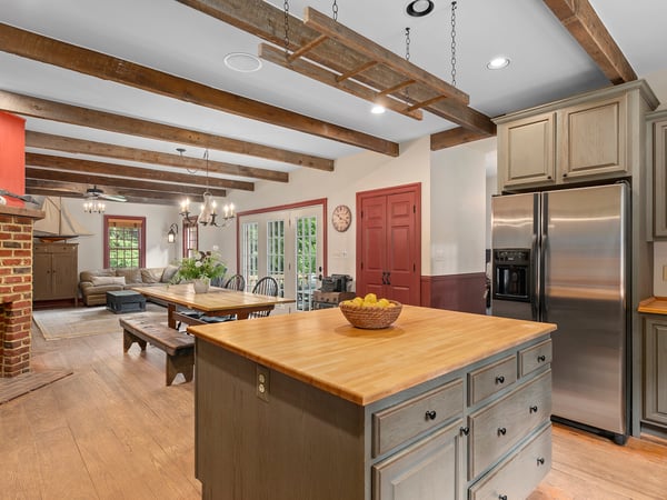 1766 Ashley Dr, Westminster, MD