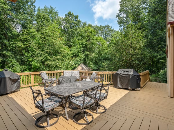 1766 Ashley Dr, Westminster, MD