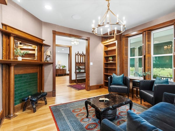 19 E. Main Street, Middletown, MD