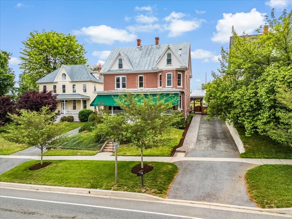19 E. Main Street, Middletown, MD