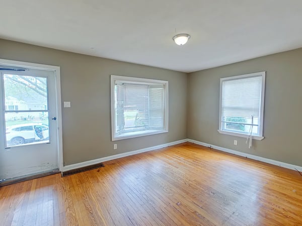 414 Superior Dr, Ferguson, MO
