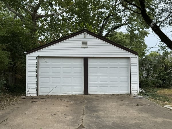 414 Superior Dr, Ferguson, MO