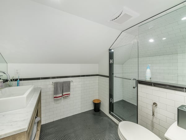 8 Ardmore Rd, Toronto, ON