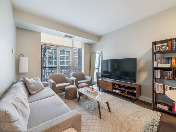 2511 Bloor St W #305, Toronto, ON