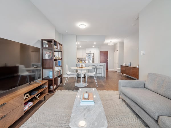 2511 Bloor St W #305, Toronto, ON