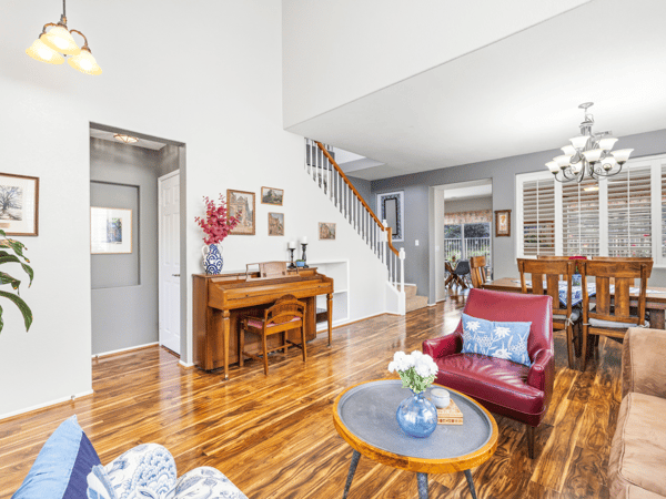 28033 Memory Lane, Valencia, CA