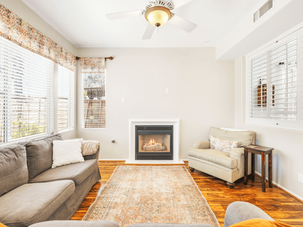 28033 Memory Lane, Valencia, CA