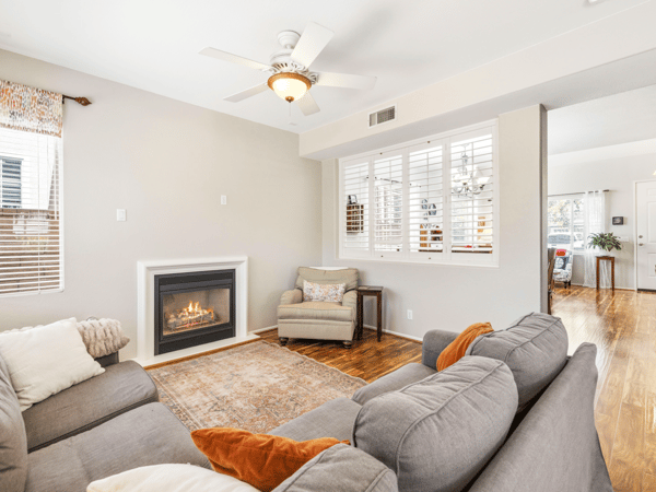 28033 Memory Lane, Valencia, CA