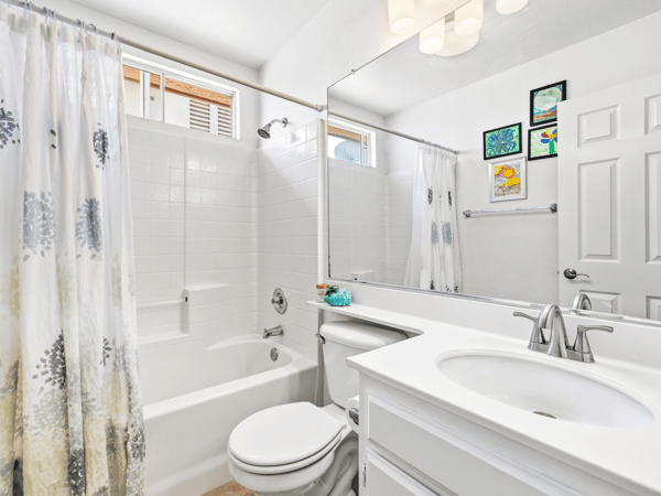 28033 Memory Lane, Valencia, CA