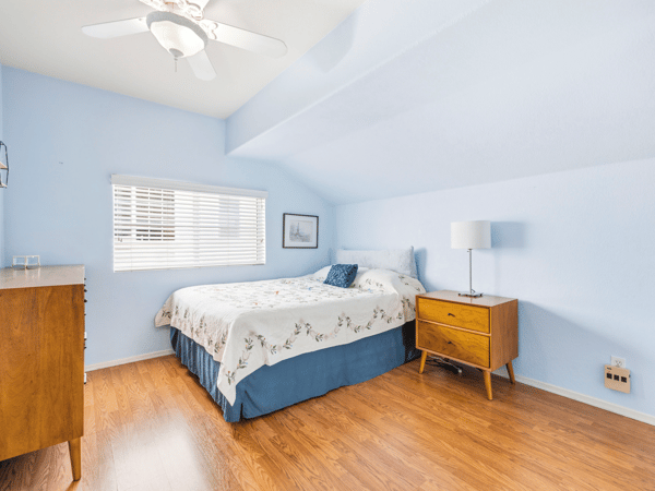 28033 Memory Lane, Valencia, CA