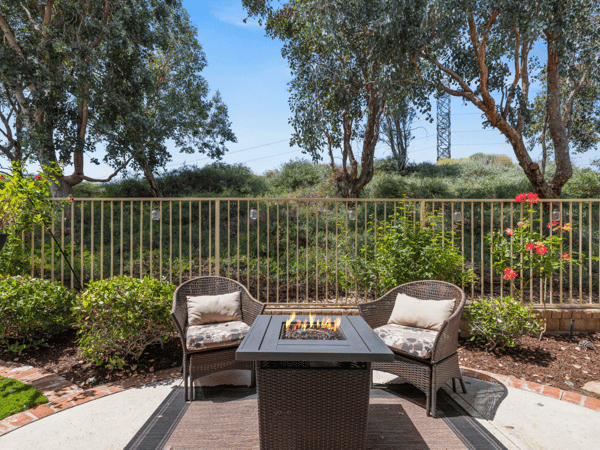 28033 Memory Lane, Valencia, CA