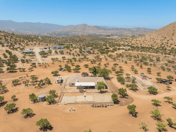 2727 Sache Street, Acton, CA