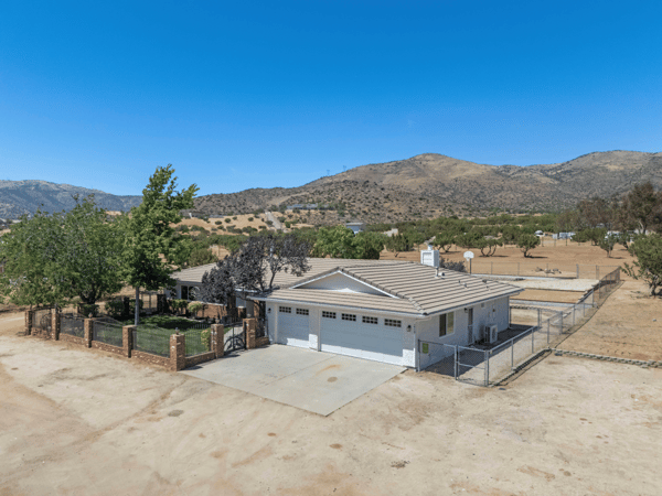 2727 Sache Street, Acton, CA
