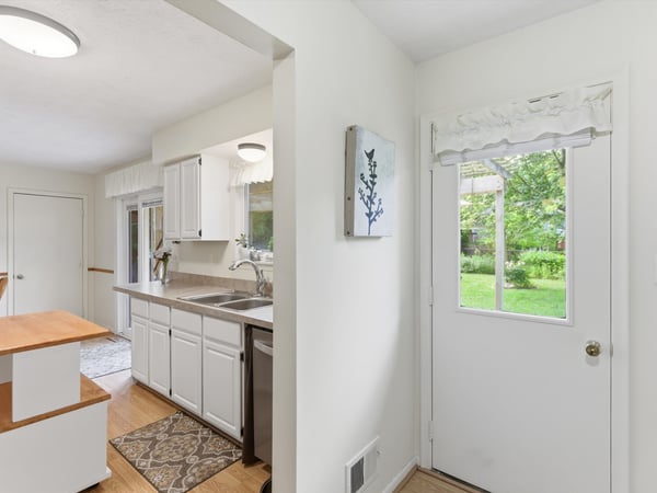 2452 Moore Place, Howell, MI