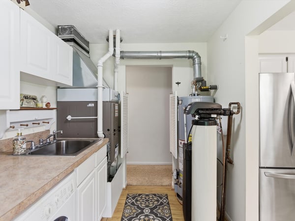 2452 Moore Place, Howell, MI