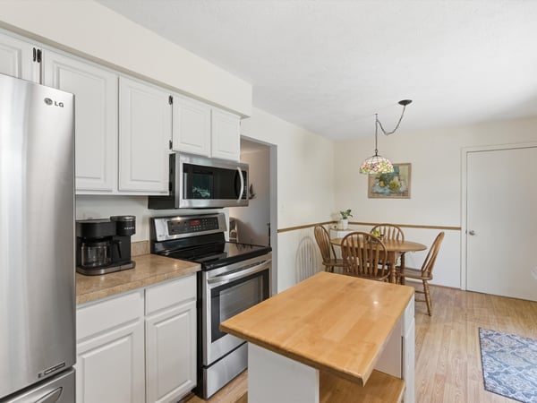 2452 Moore Place, Howell, MI