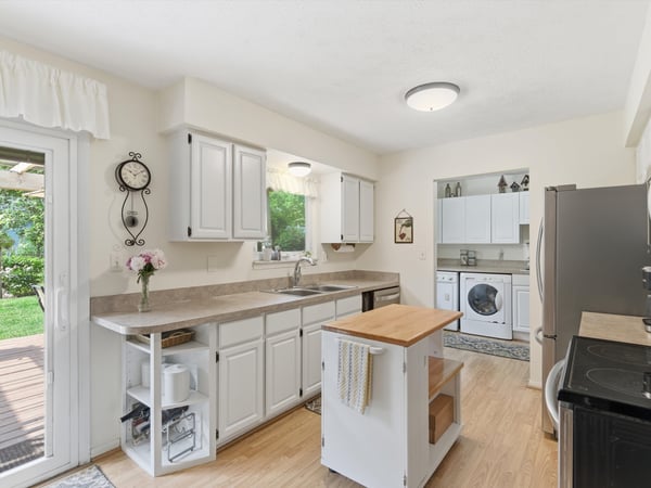 2452 Moore Place, Howell, MI