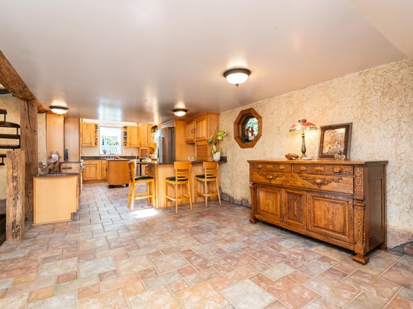 2806 Harpers Ferry Rd, Sharpsburg, MD