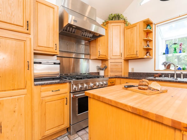 2806 Harpers Ferry Rd, Sharpsburg, MD