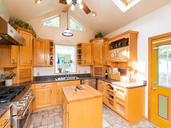 2806 Harpers Ferry Rd, Sharpsburg, MD
