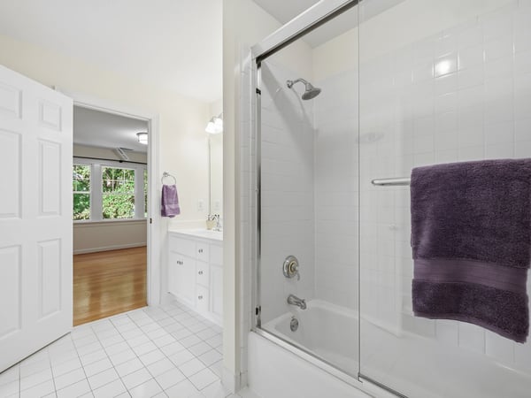 108 Graylyn Dr, Chapel Hill, NC